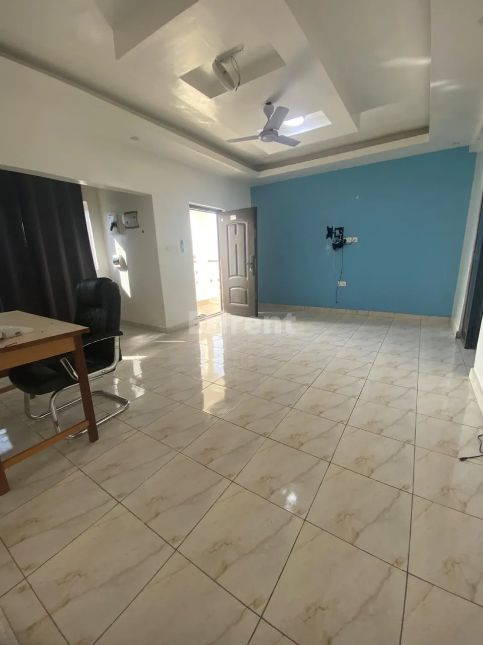 Semi Furnished 2-Bedroom Apartment - Flexible Rent Payments in Lapaz